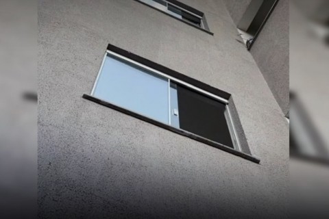 Mulher cai de prédio após dias em cárcere e caso é investigado como possível femin1cíd10 em Águas Lindas