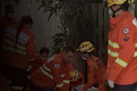 Bombeiros salvam homem após parada cardíaca no Lago Sul